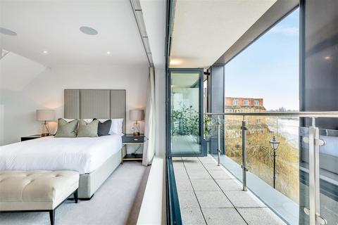 undefined, Rainville Road, Hammersmith, W6