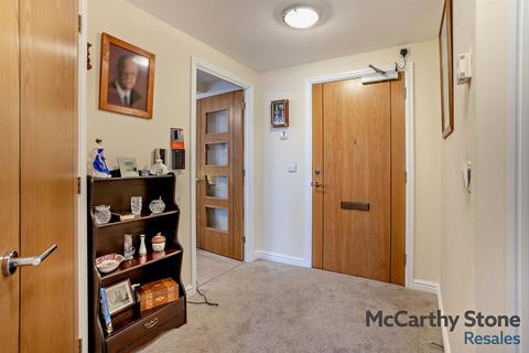 1 bedroom apartment for sale, Thomas Court, Marlborough Road, Cardiff, Glamorgan, CF23 5EZ