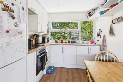 2 bedroom flat for sale, 26 Highsett, Cambridge