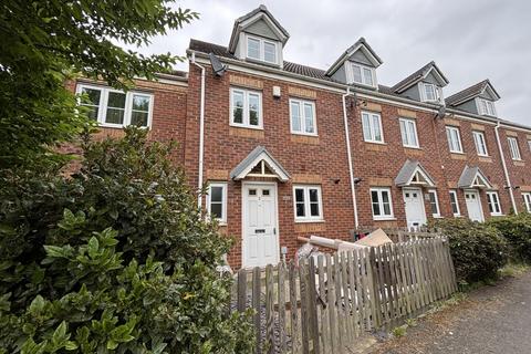 3 bedroom townhouse to rent, Wisteria Way, Nuneaton CV10