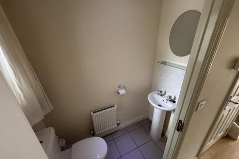 3 bedroom townhouse to rent, Wisteria Way, Nuneaton CV10