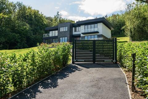undefined, Butlers Dene Road, Woldingham, CR3