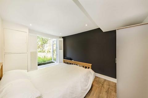 2 bedroom flat to rent, Bardolph Road, London N7