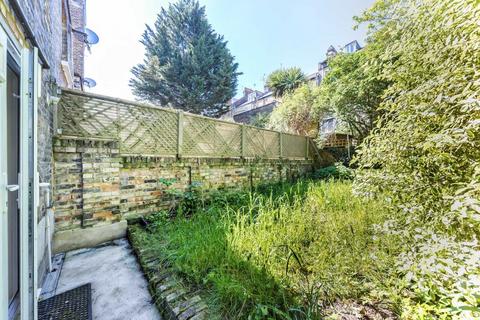 2 bedroom flat to rent, Bardolph Road, London N7