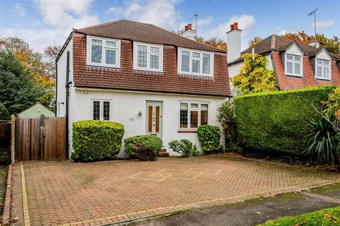 3 bedroom detached house for sale, Stag Leys, Ashtead