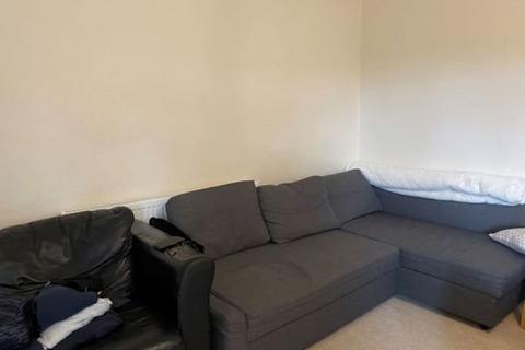 2 bedroom flat to rent, BAGINTON ROAD, STYVECHALE, COVENTRY CV3 6FQ