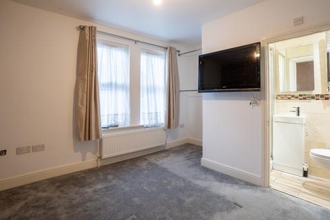 41 Alfred Road, Gravesend, DA11 7QF