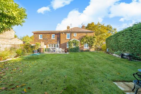 Jacobs Well Road, Guildford GU4
