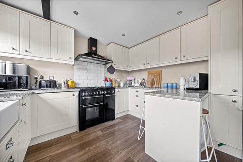 4 bedroom semi-detached house for sale, Jacobs Well Road, Guildford GU4