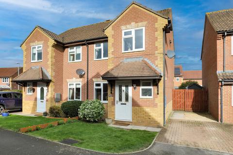 3 bedroom semi-detached house for sale, Foxglove Close, Melksham SN12