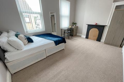 undefined, Cotswold Street, L7 2PY,