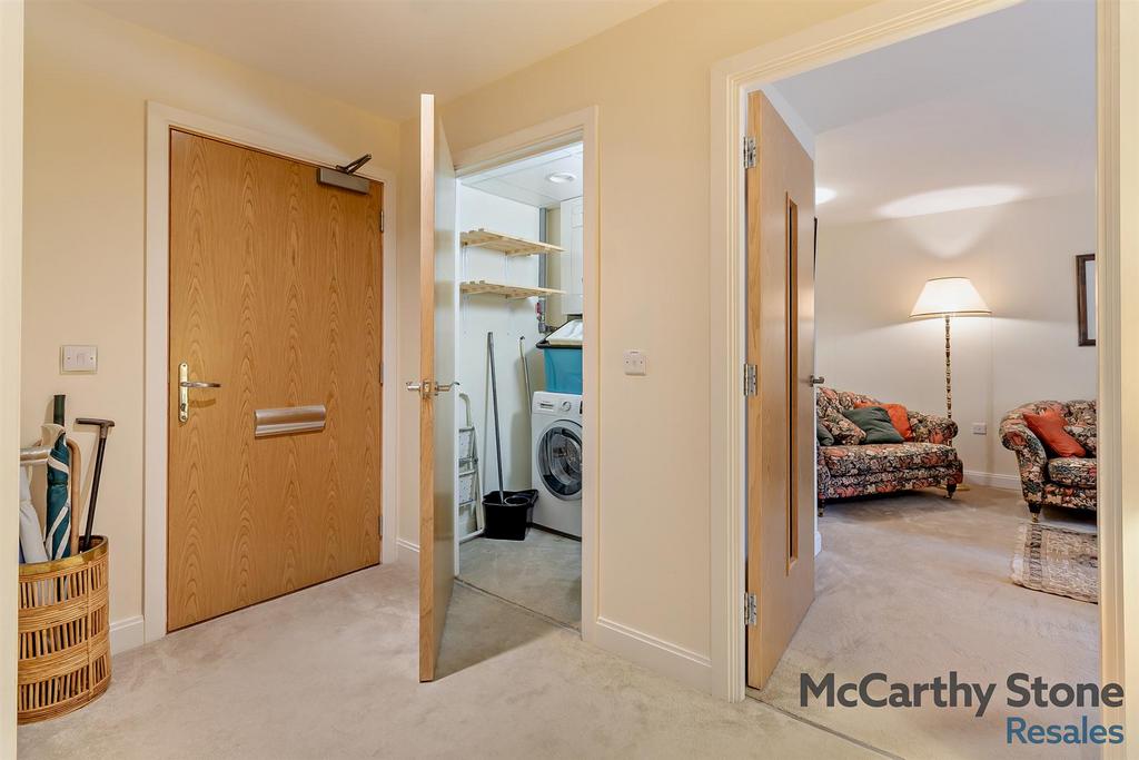 8667186-interior09-800.jpg