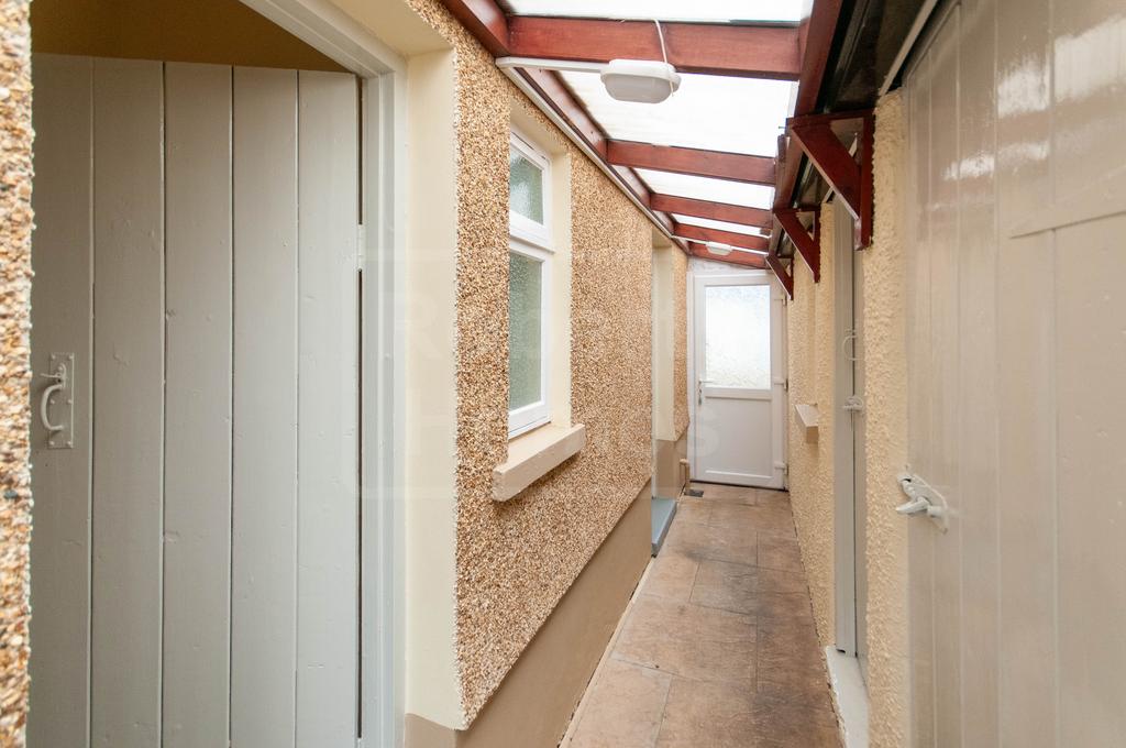 Lean-to
