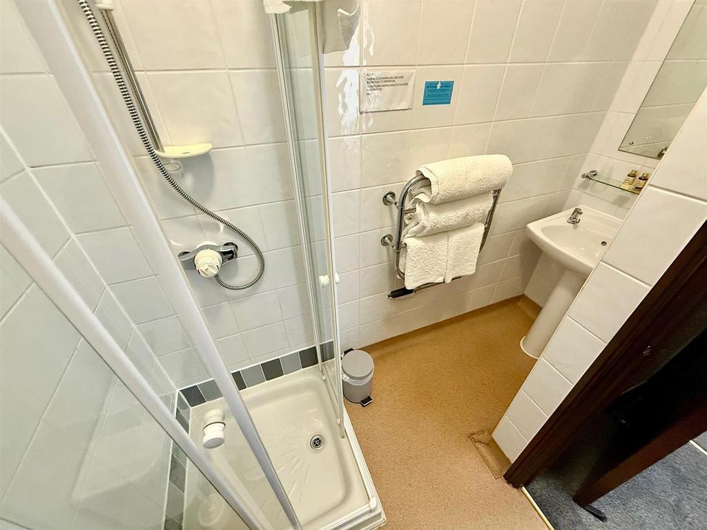 Bed 4 En-Suite Shower Room