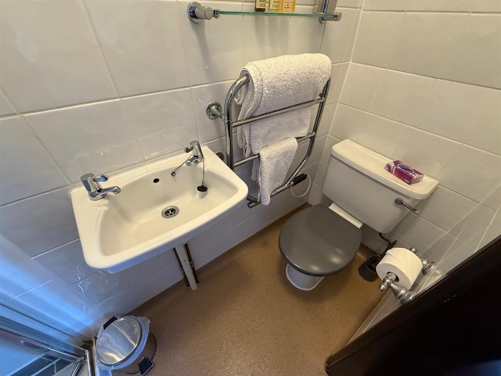 Bed 3 En-Suite Shower Room
