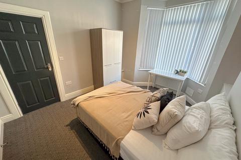 undefined, Romer Road, L6 6DH,
