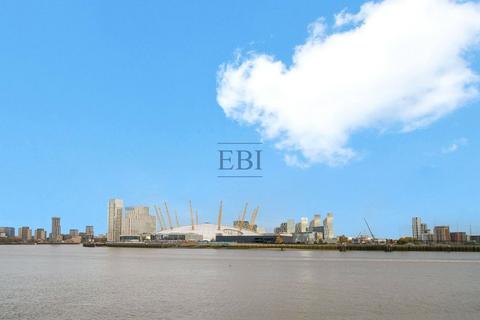 2 bedroom apartment for sale, Galleons View, 1 Stewart Street, London, E14
