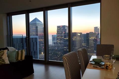 Studio to rent, London, E14