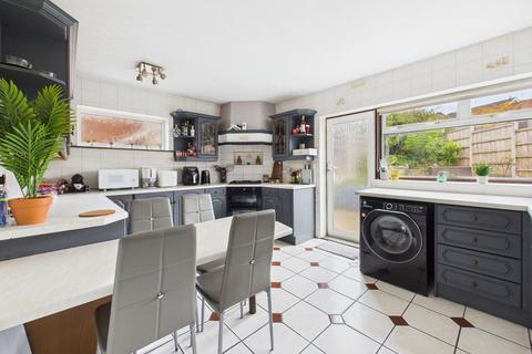 3 bedroom detached house for sale, South View Road, Carlton, Nottingham