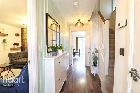 4 bedroom detached house for sale, Sorrel Way, Aylesbury