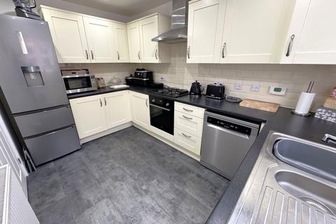 undefined, Walnut Tree Close, Buckingham MK18