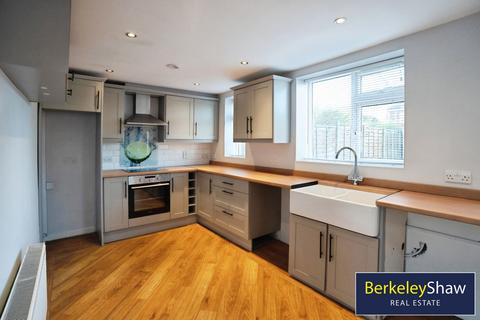 undefined, Canning Road, Southport
