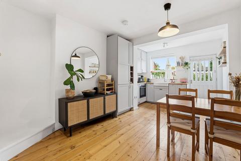 undefined, Campbell Grove, Nottingham, Nottinghamshire, NG3 1HA