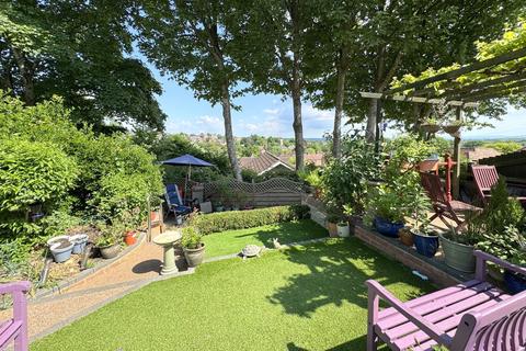 undefined, Grants Close, Wincanton, Somerset, BA9