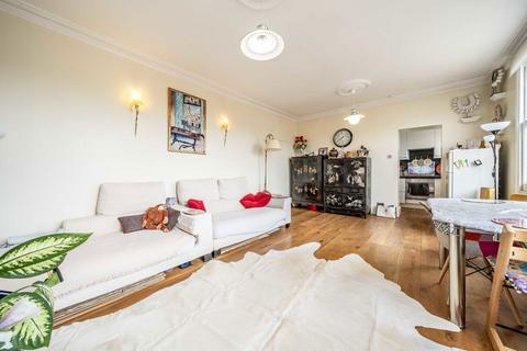 2 bedroom flat to rent, Bolton Road, London NW8