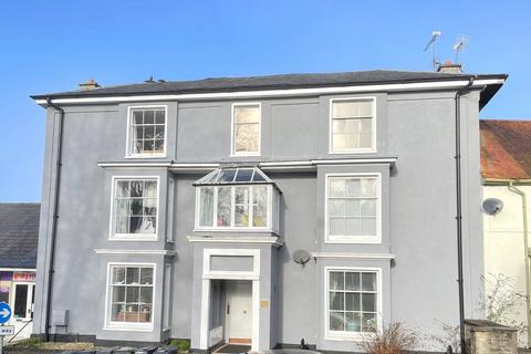 2 bedroom apartment for sale, Lambrook House, Wincanton, Somerset, BA9