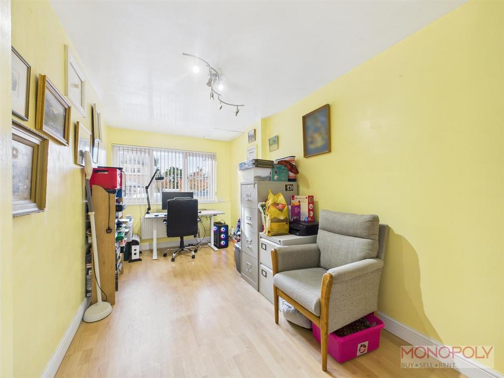 CAM04439 G0-PR0170-STILL013.jpg