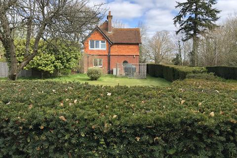 3 bedroom detached house to rent - Cowfold Road, Coolham RH13