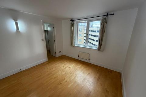2 bedroom flat to rent, Westferry Road, Canary Wharf E14