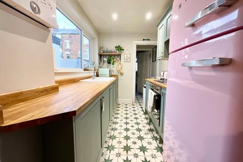 3 bedroom terraced house for sale, Nelson Street, Scarborough, YO12
