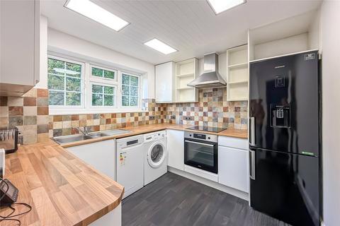 undefined, St. Albans Road, Sandridge, St. Albans, Hertfordshire, AL4