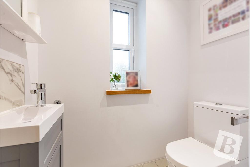 Cloakroom/WC