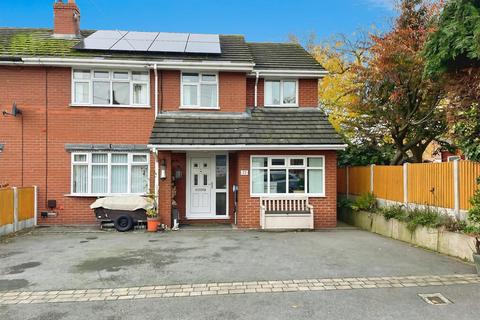 undefined, New Street, Haslington