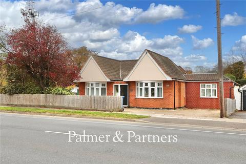 2 bedroom bungalow for sale, Felixstowe Road, Ipswich, Suffolk, IP3