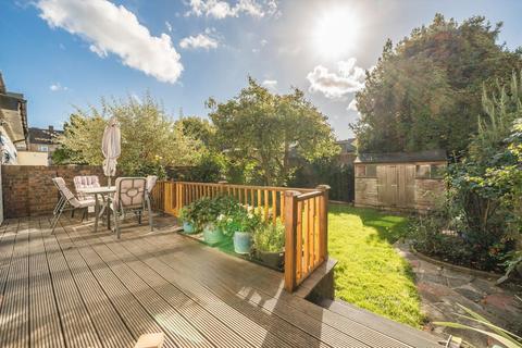 13 Niagara Avenue, London, W5 4UD