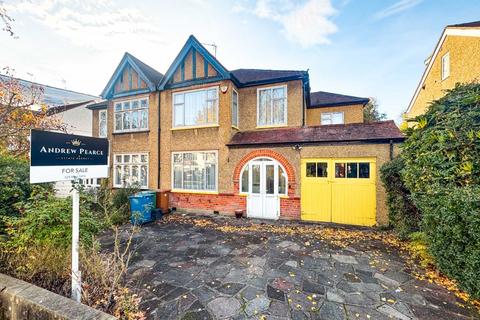 4 bedroom semi-detached house for sale, Pinner, Greater London HA5
