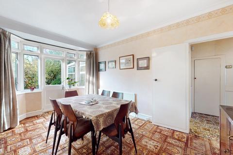 4 bedroom semi-detached house for sale, Pinner, Greater London HA5