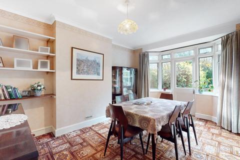 4 bedroom semi-detached house for sale, Pinner, Greater London HA5
