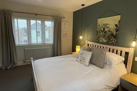 3 bedroom semi-detached house to rent, Newlands, St Helens, Isle of Wight