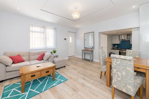 2 bedroom flat to rent, St. Marys Butts, Reading, RG1