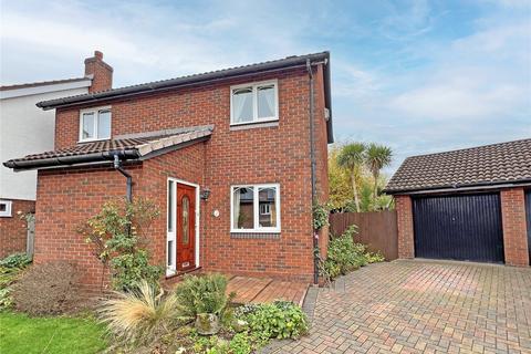 3 bedroom detached house for sale, Ferndale Drive, Priorslee, Telford, Shropshire, TF2