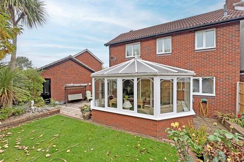 3 bedroom detached house for sale, Ferndale Drive, Priorslee, Telford, Shropshire, TF2