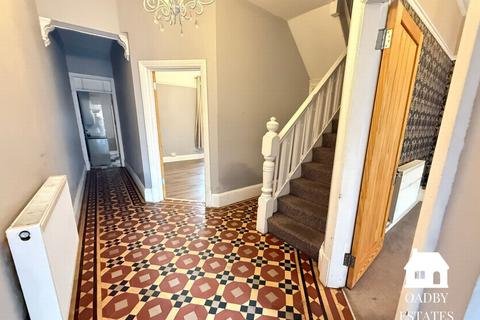 4 bedroom terraced house for sale, Fosse Road South, Leicester, LE3
