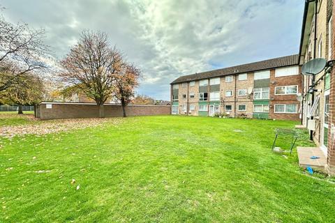 2 bedroom maisonette for sale, Compton Road, Hayes