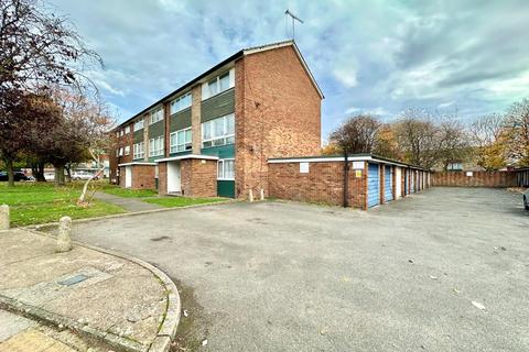 2 bedroom maisonette for sale, Compton Road, Hayes