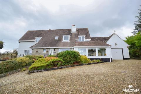 4 bedroom detached bungalow for sale, Blaenffos